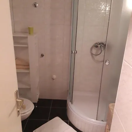 And Stambuk Ii Pensionat 3*