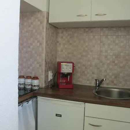 And Stambuk Ii Penzion 3*